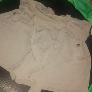 Soho olive classy shorts